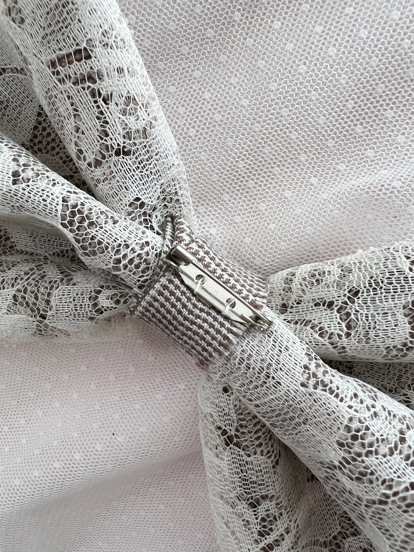 Kirallum Tokyo Handmade Big Bow (Lace Checked)