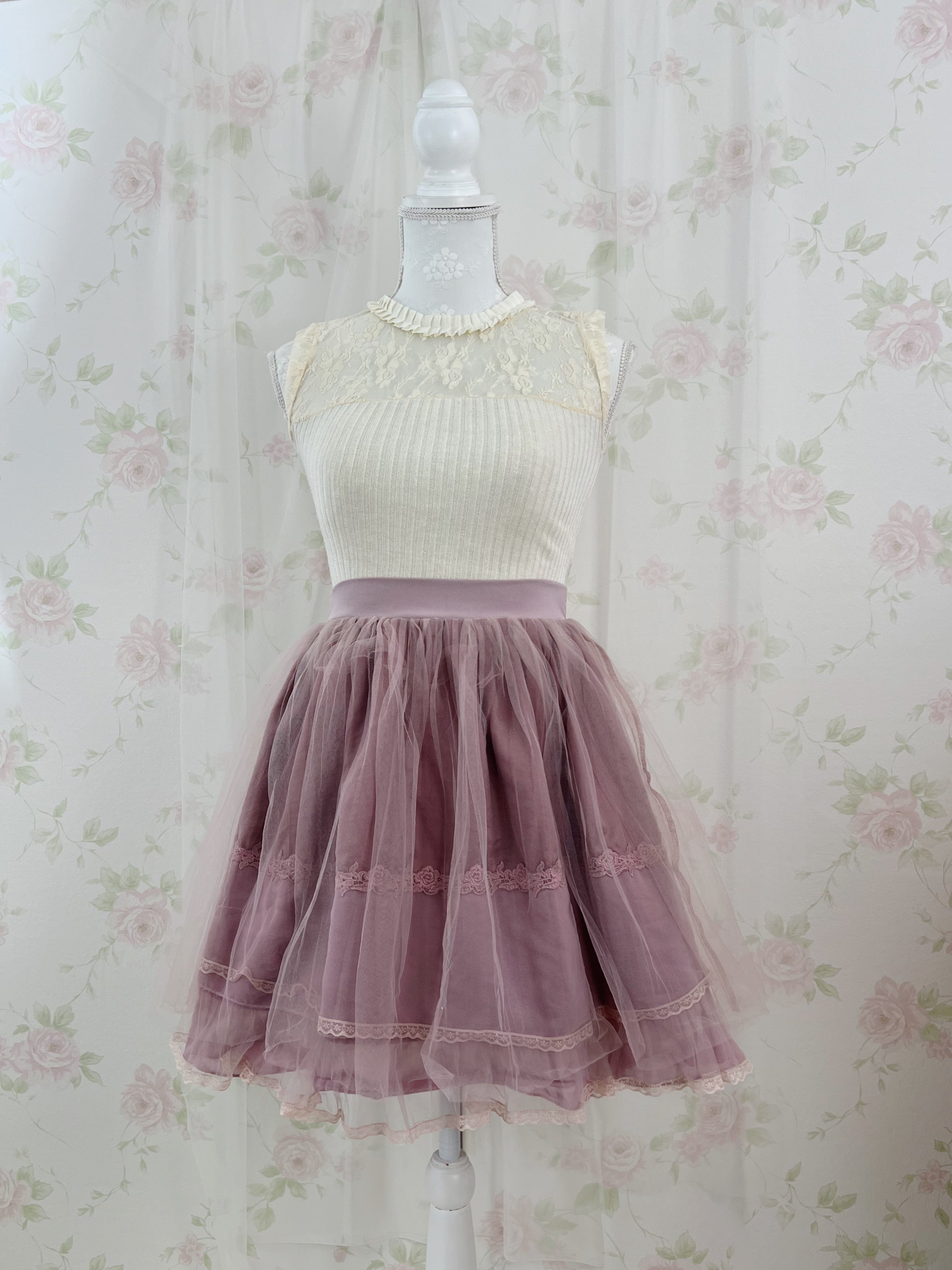 An MILLE Front Lace Top (Ivory)