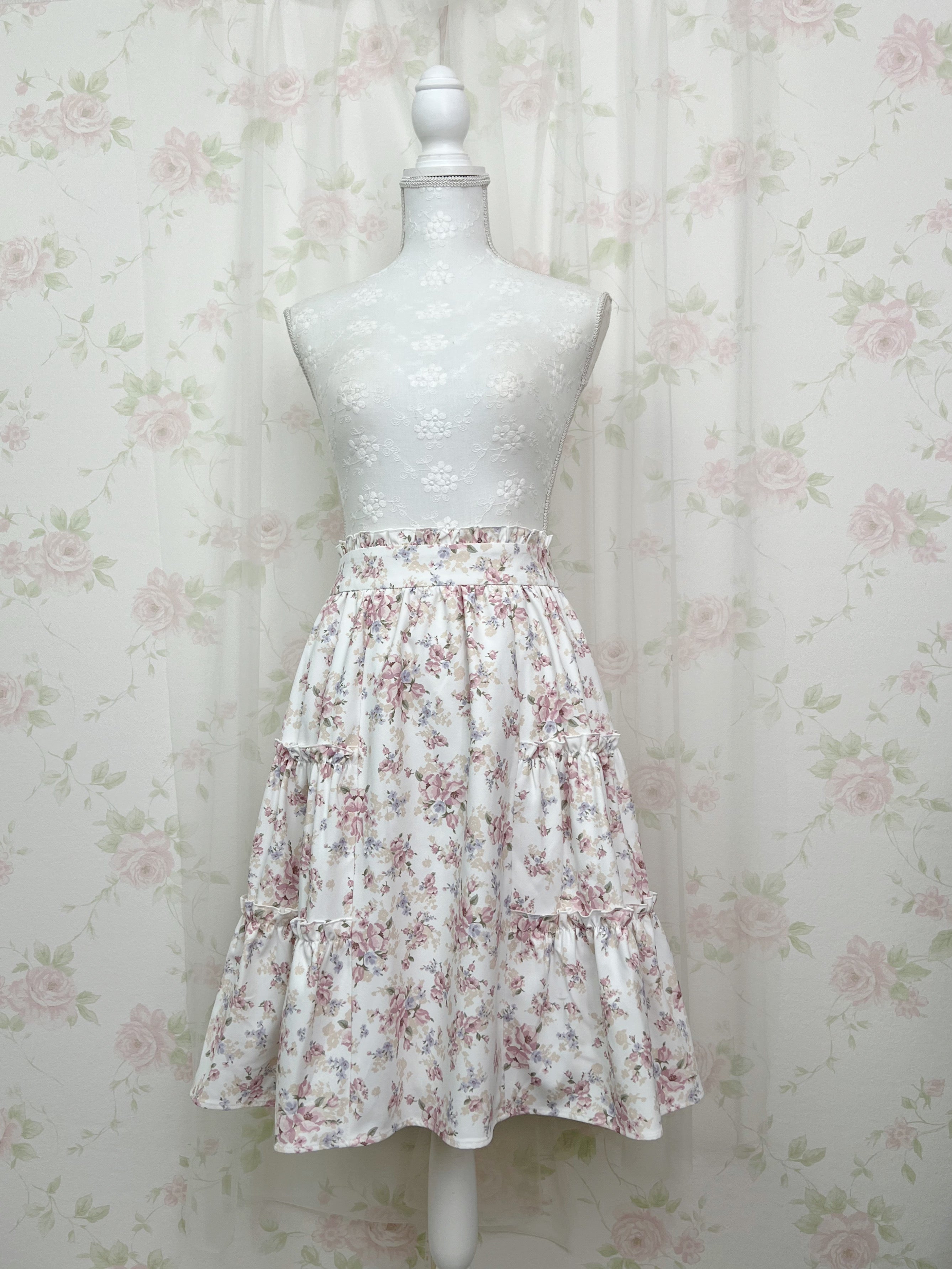 LODISPOTTO Pastel Floral Ruffeld Skirt