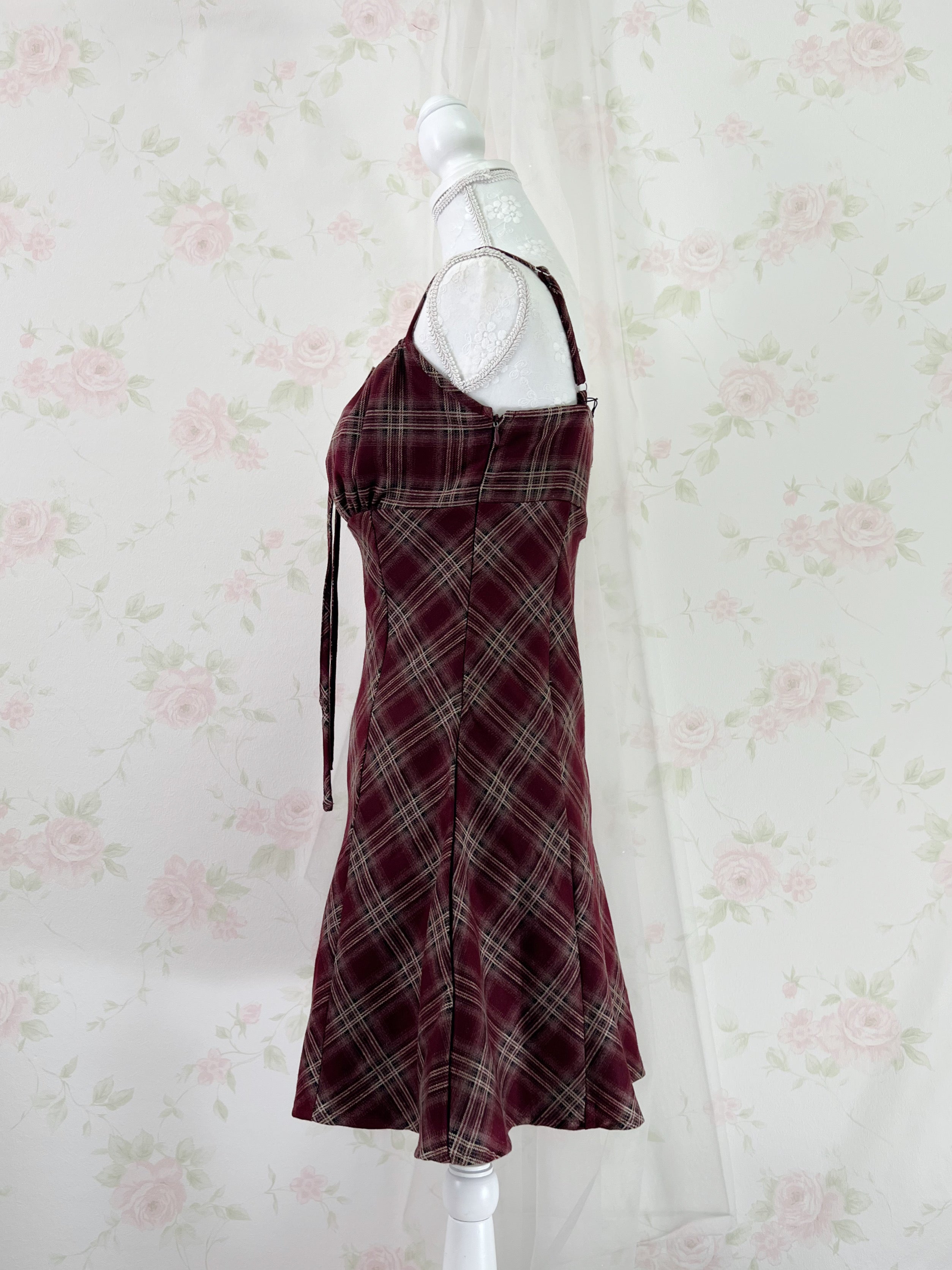 Checked York Style Checked Dress (Bordeaux)