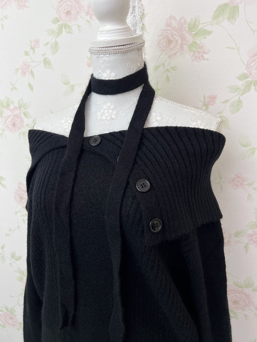 Button Up Choker Sweater (Black)