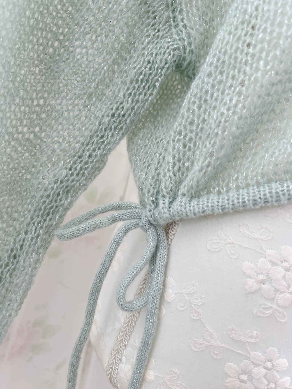Side String Loose Sleeve Sweater (Mint green)