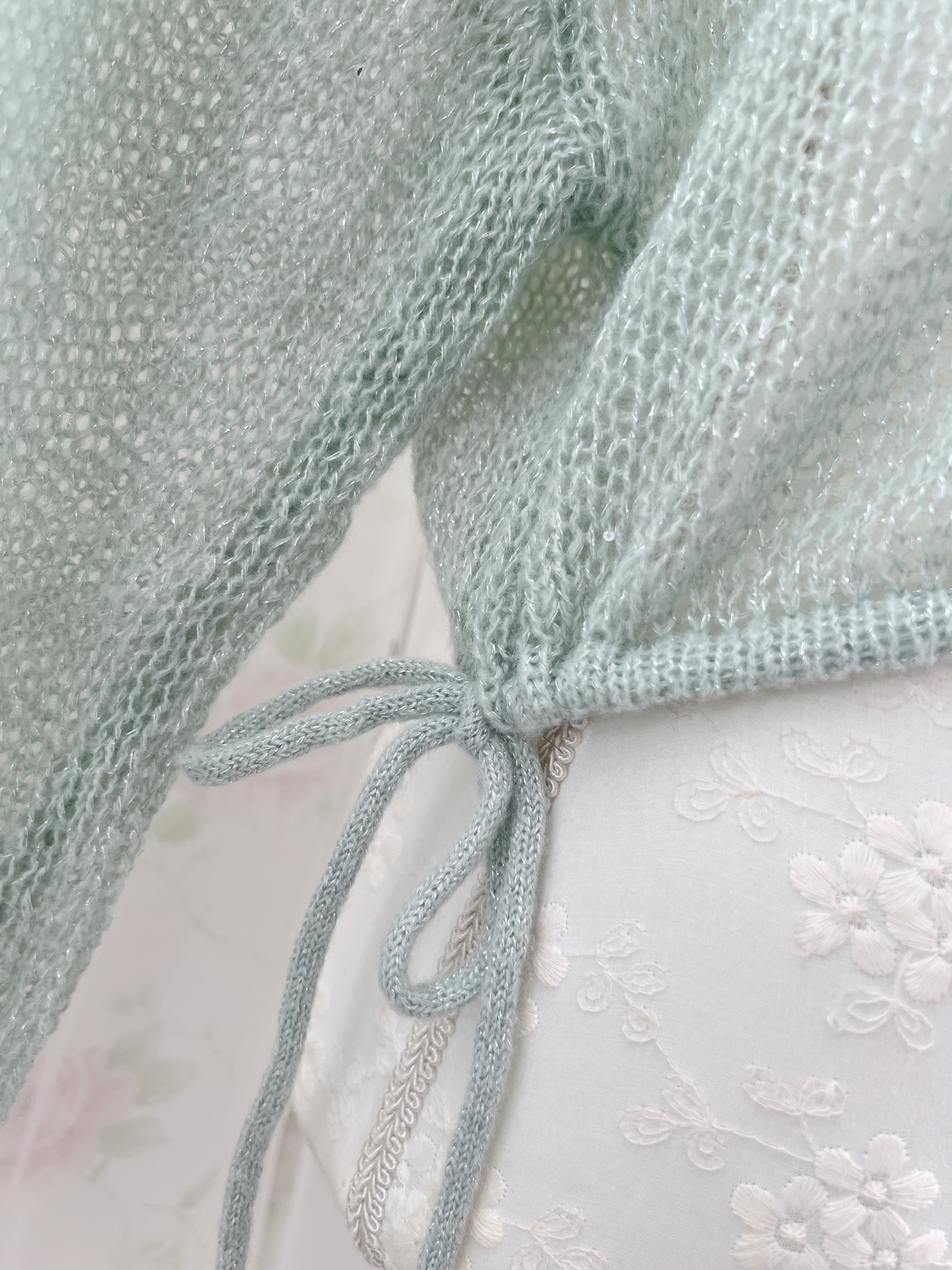 Side String Loose Sleeve Sweater (Mint green)