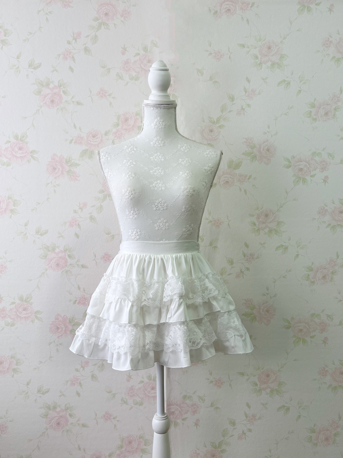 GRL Layered Shoujo Sukapan (White)