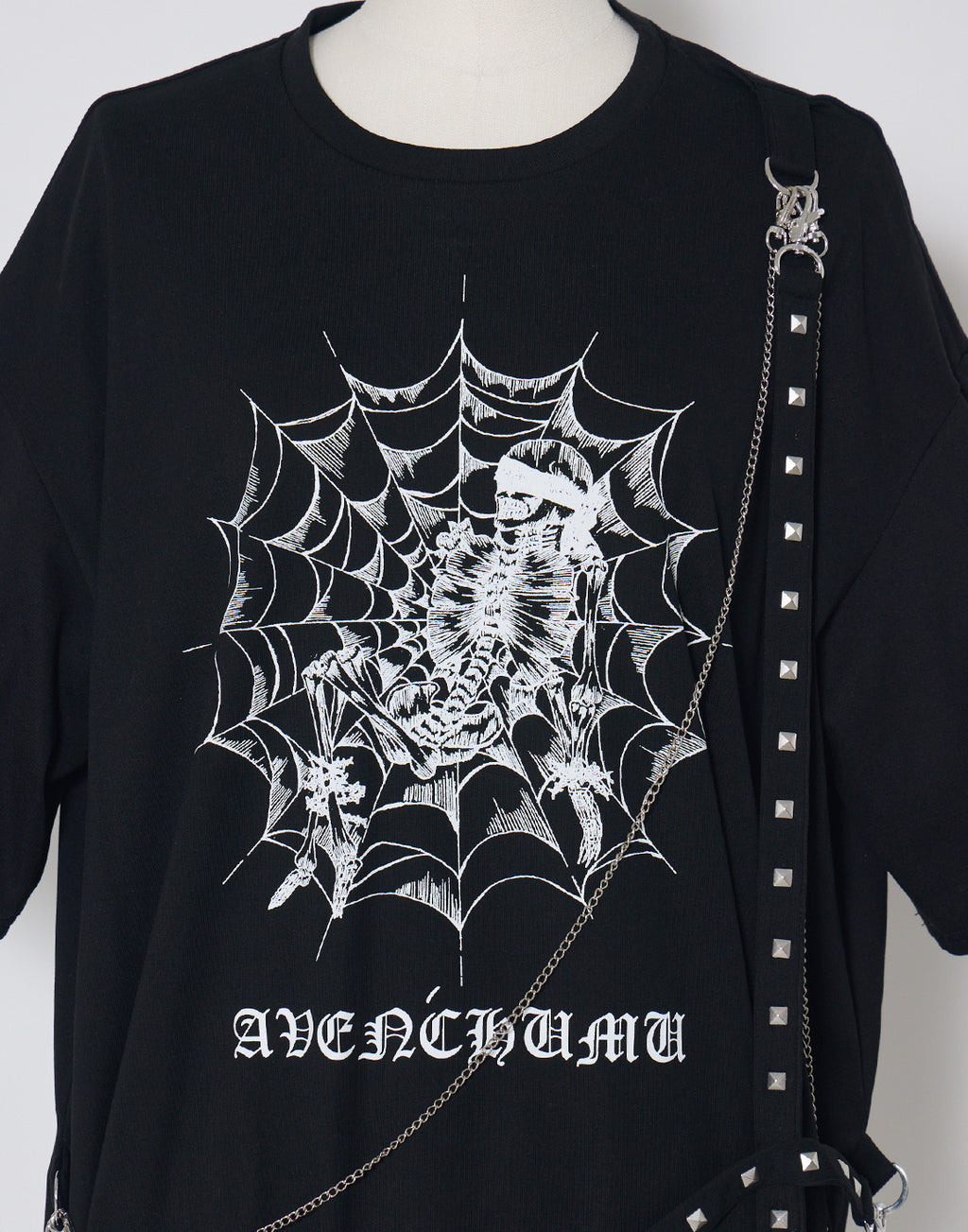 AVENCHUMU Skull illustration print studded cross t-shirt