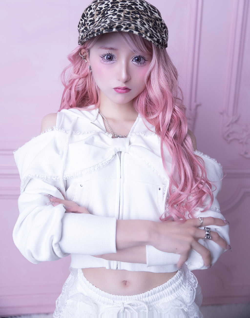 AVENCHUMU Ribbon shoulder zip hoodie