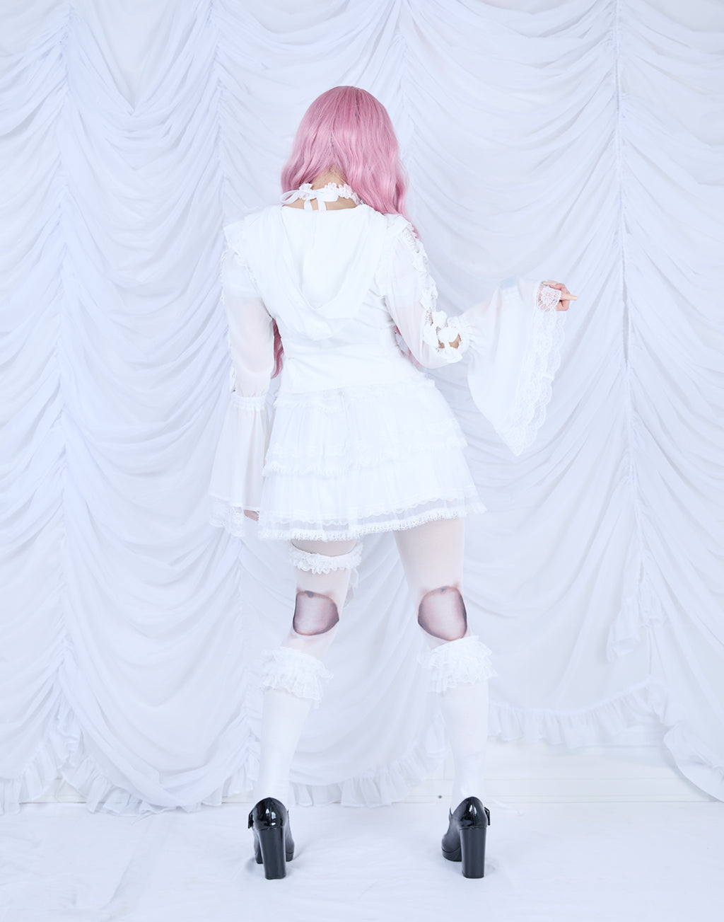 AVENCHUMU Flared sleeve ribbon and frill zip tops