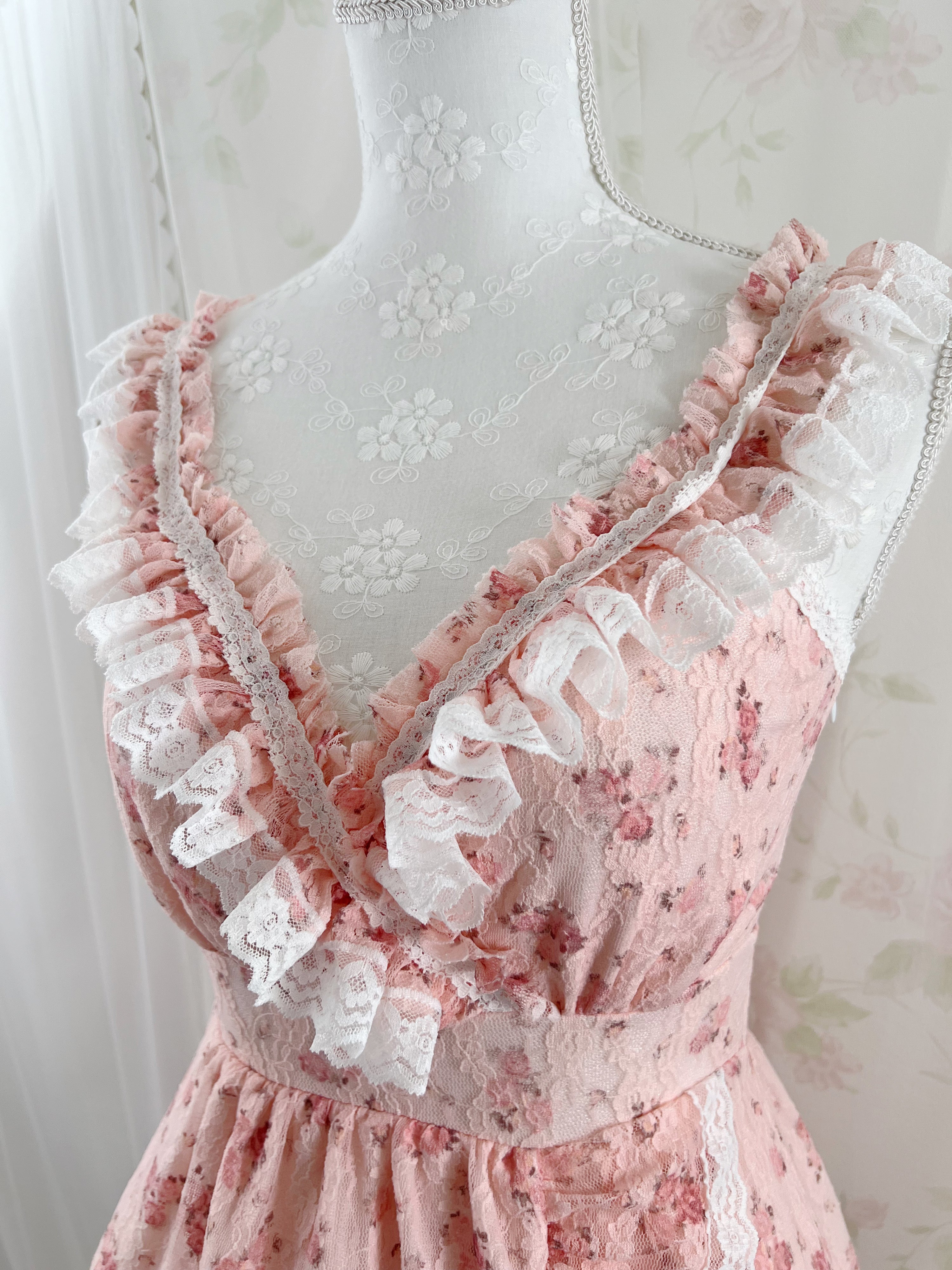 (Pre-order)Vintage Angel Tailor Pretty Dress (Pink)