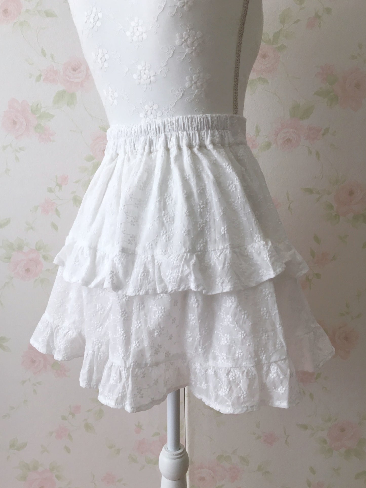 MAJESTIC LEGON Floral Embroidery Cotton 100% Sukapan