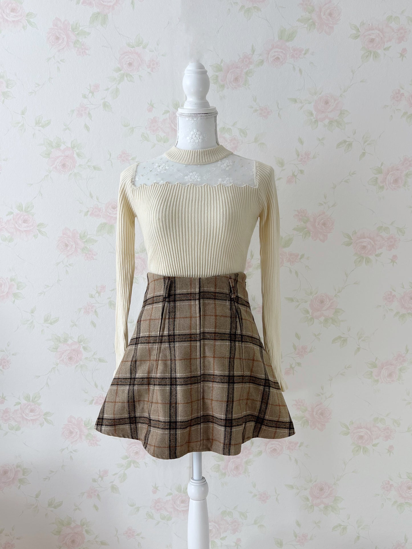 dazzlin Checked Skirt (Caramel Brown)
