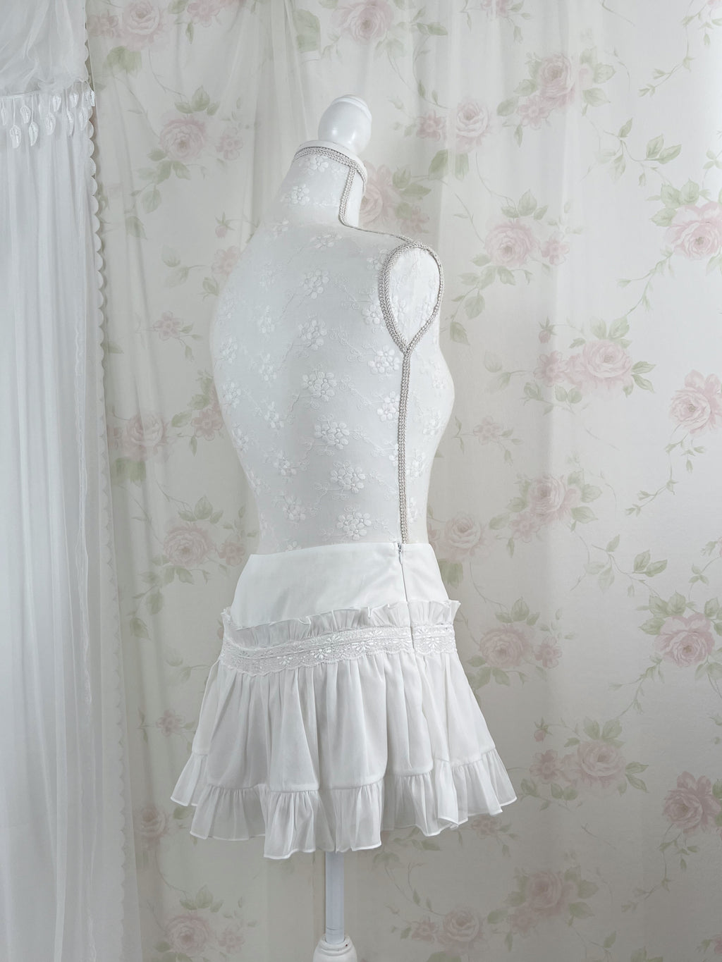 1998beforethedawn Nabi Skirt (White)