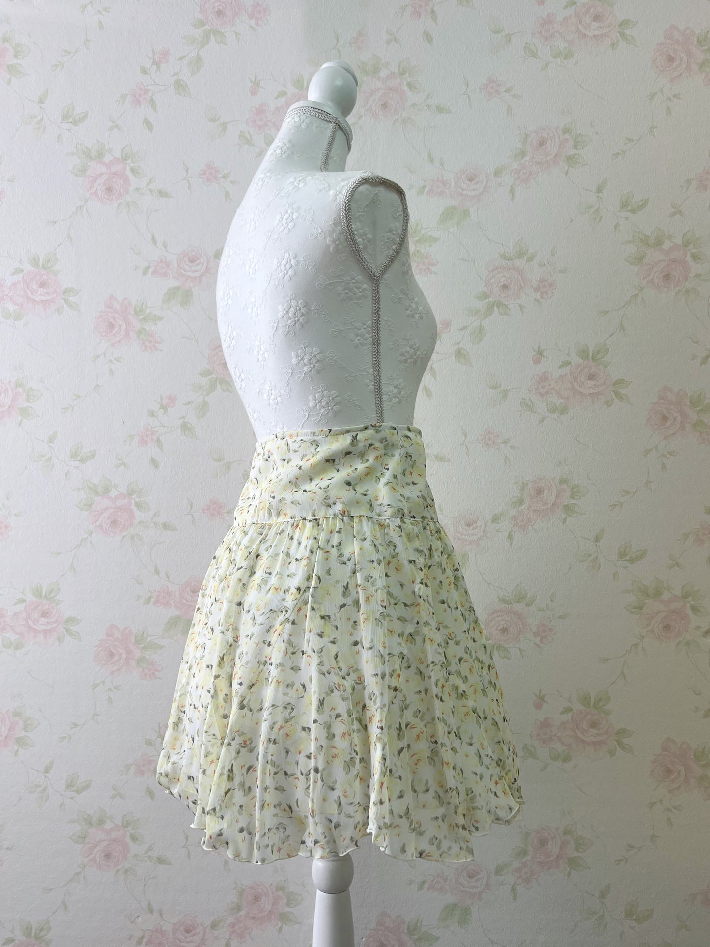 L’EST ROSE Floral Flare Skirt (yellow)