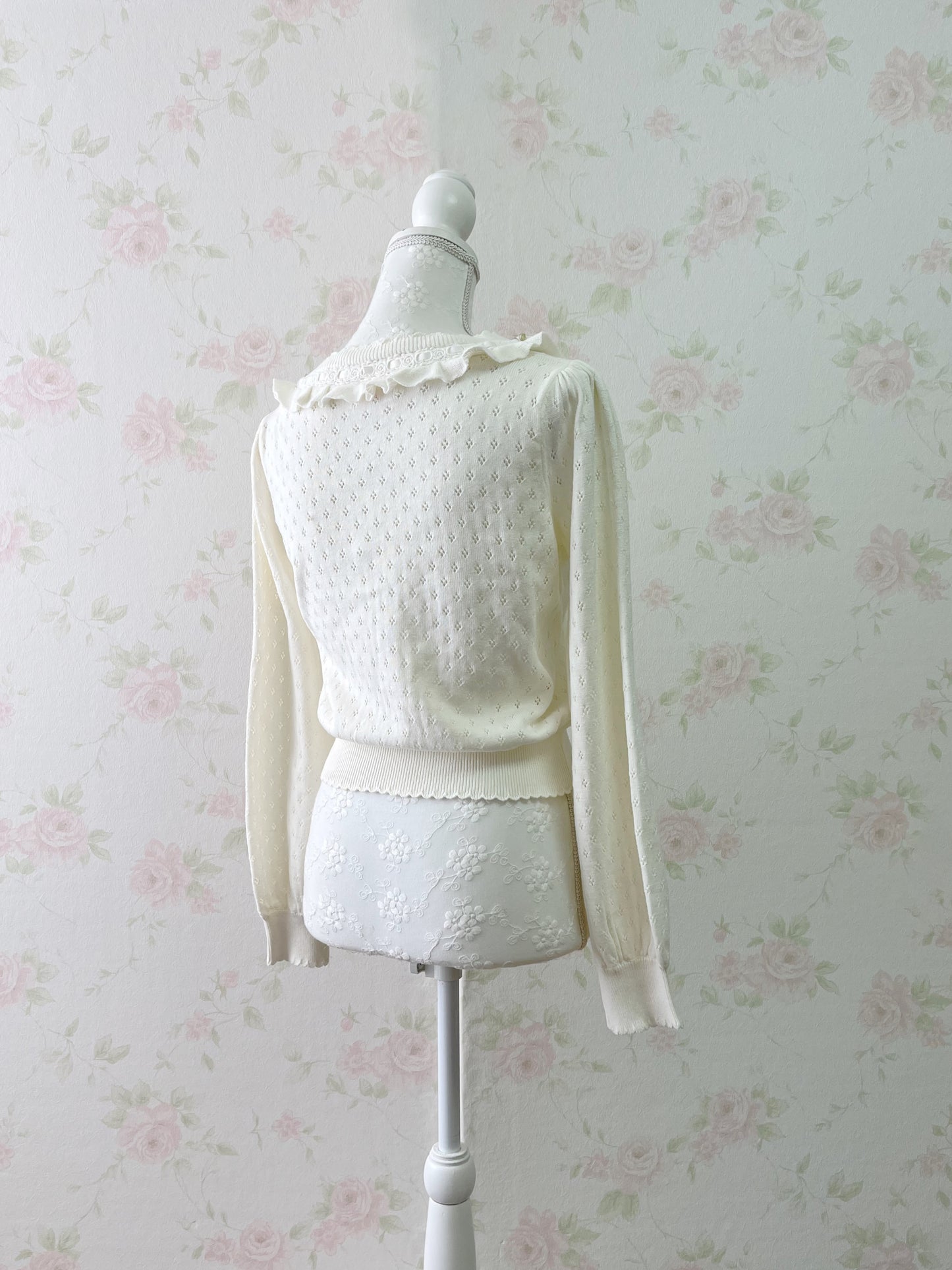 LIZ LISA White Rose V Cardigan (White)