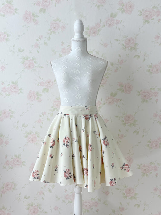 mille fille closet by LODISPOTTO Dot Rose Skirt