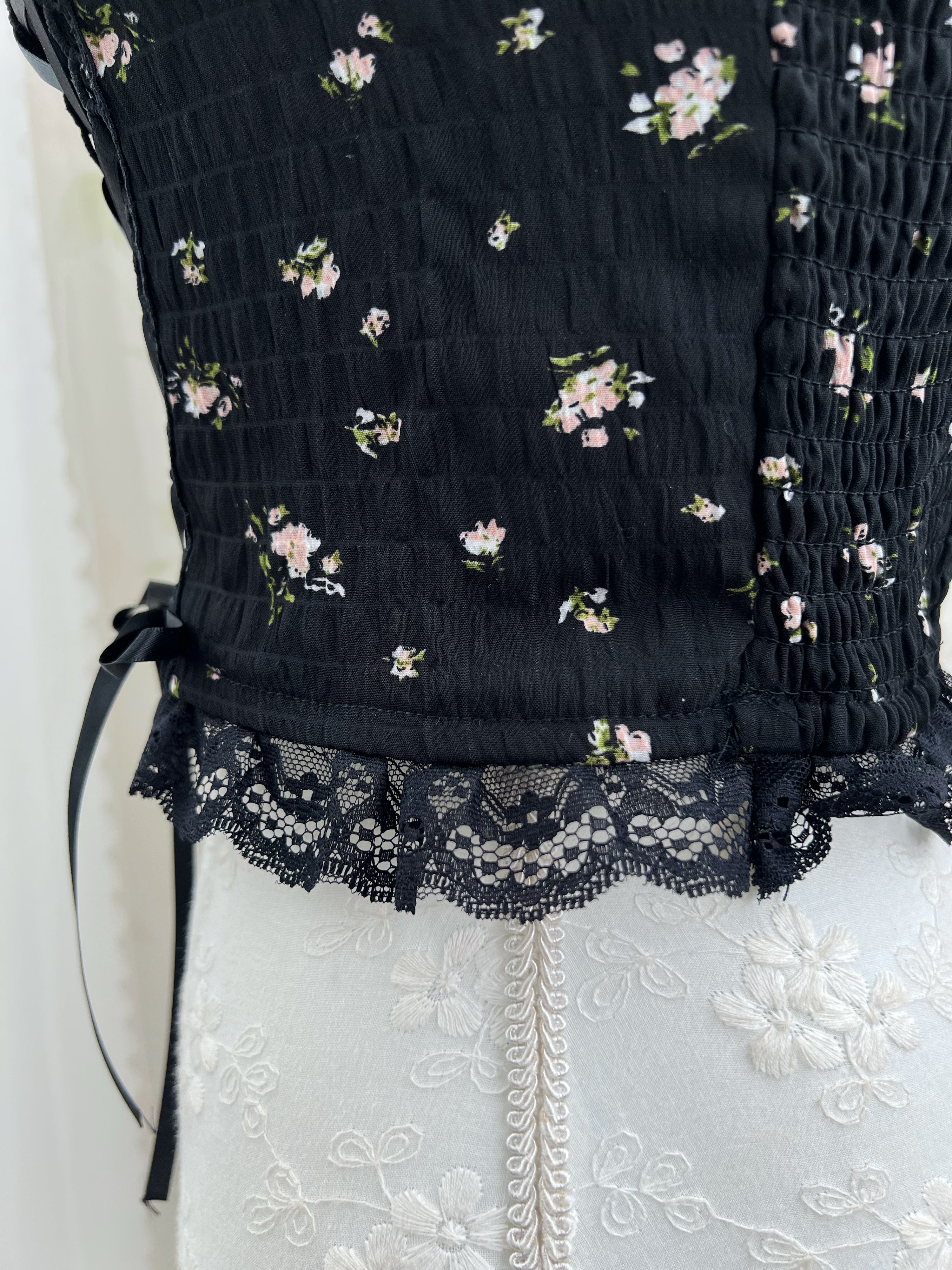 Petite Floral Laced Up Camisole (Black)