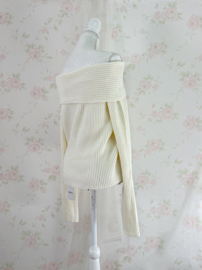 GRL Shoujo Off Shoulder Sweater (Ivory)
