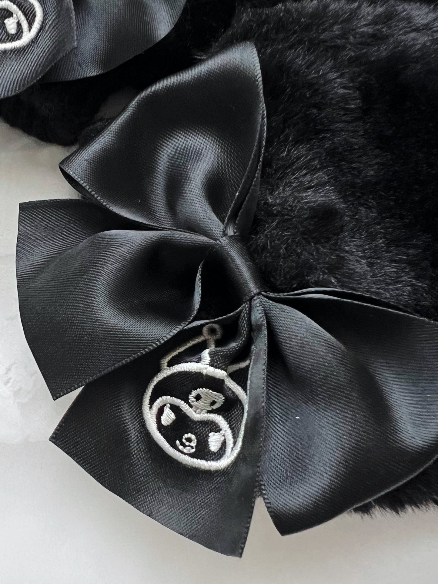 Kuromi Mitten Eco Fur Satin Bow Gloves