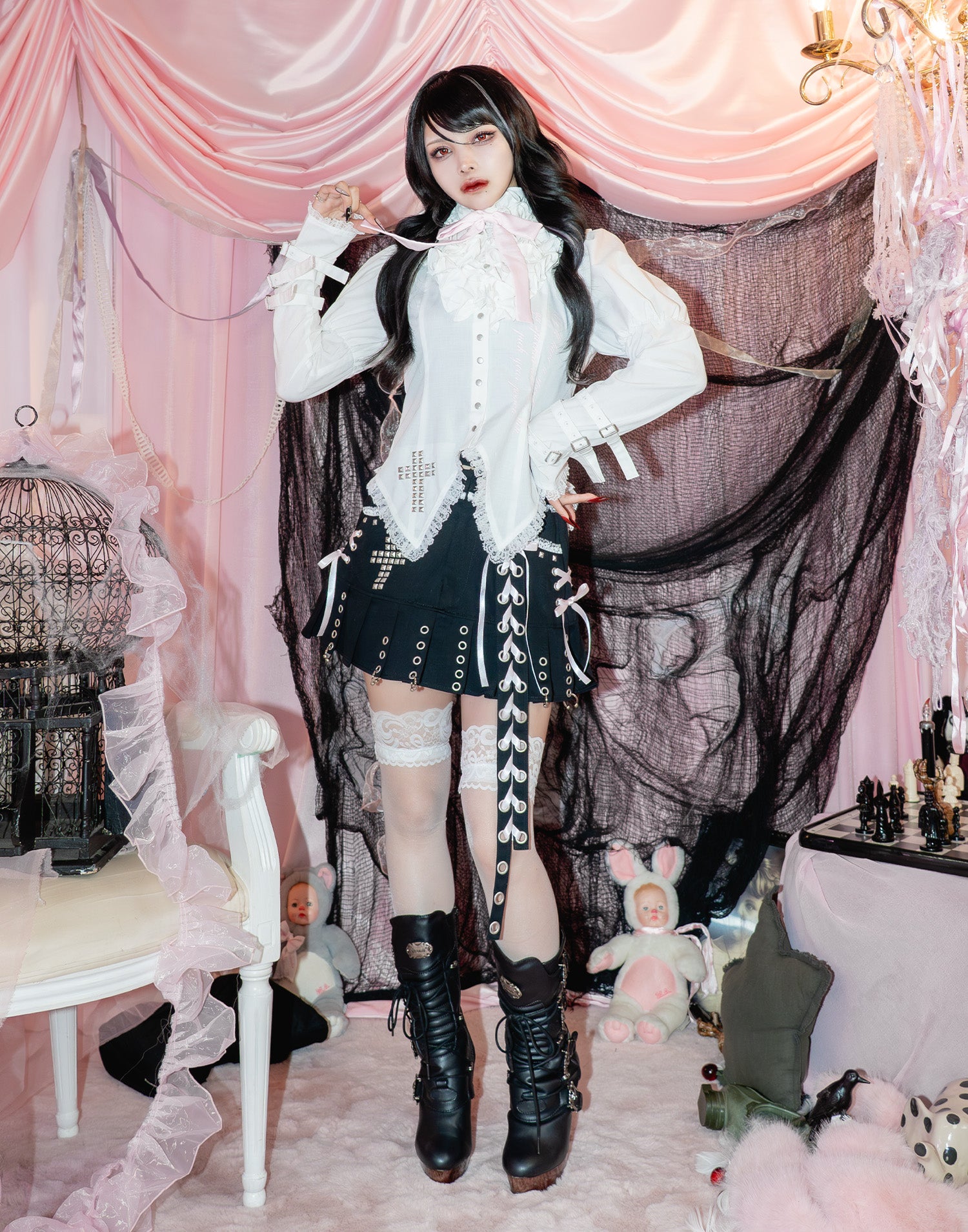 AVENCHUMU side lace up pierce pleated skirt