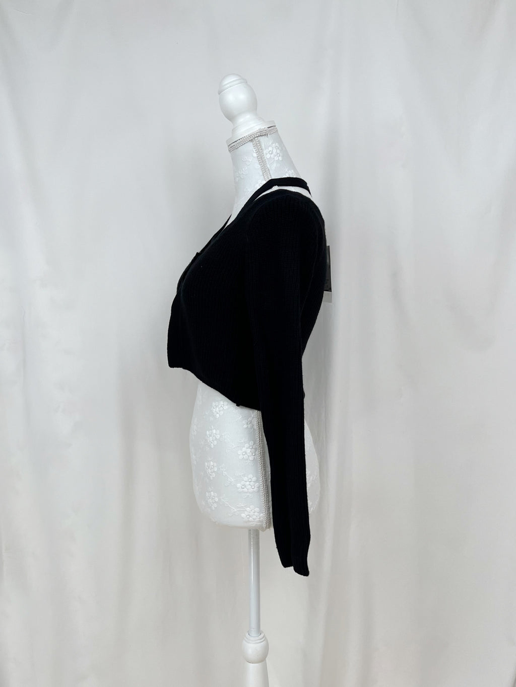 RESEXXY Halter Neck Top Attached Cardigan