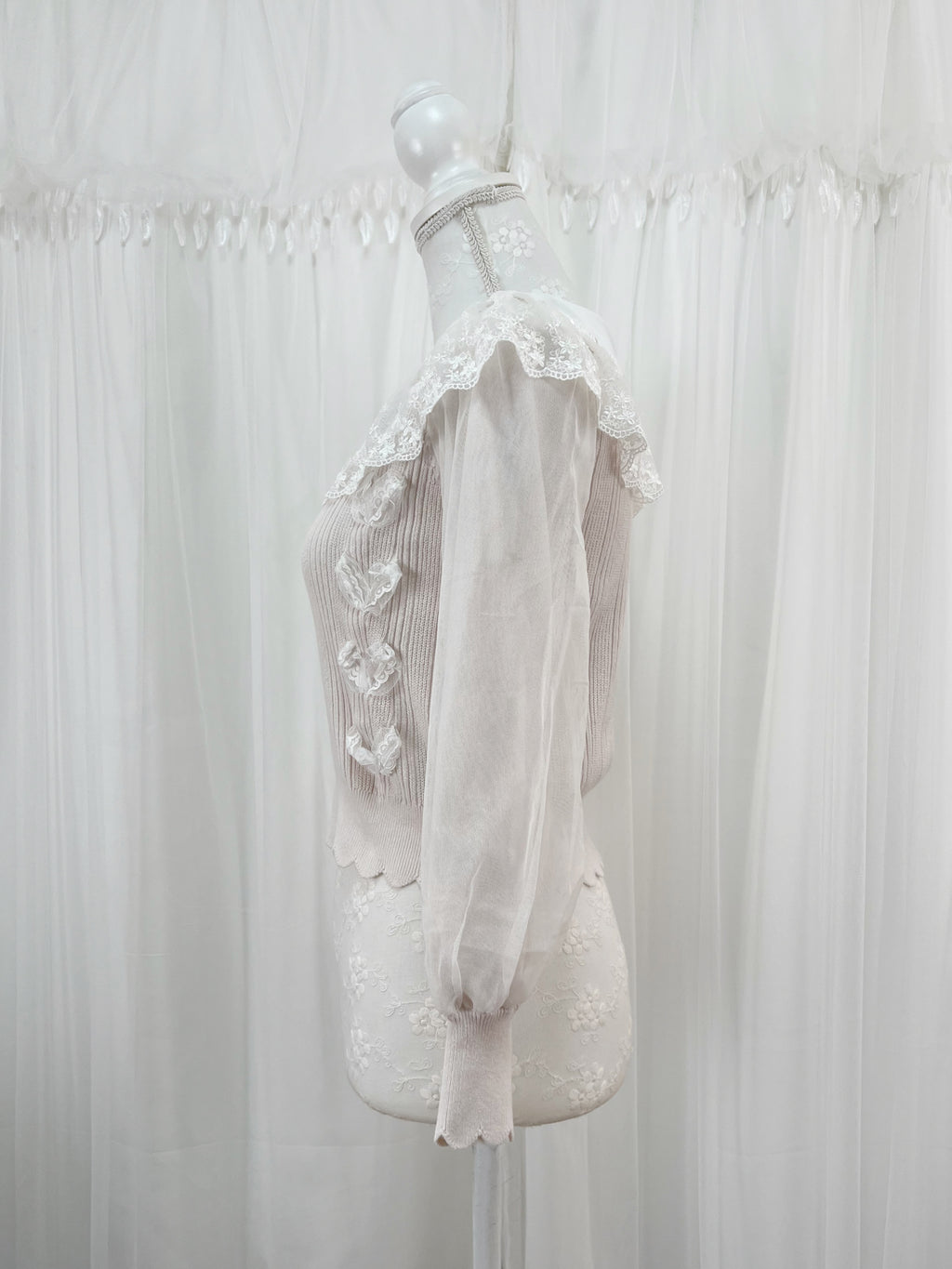 mille fille closet Lacy Collar Knit Top (Powder Pink)