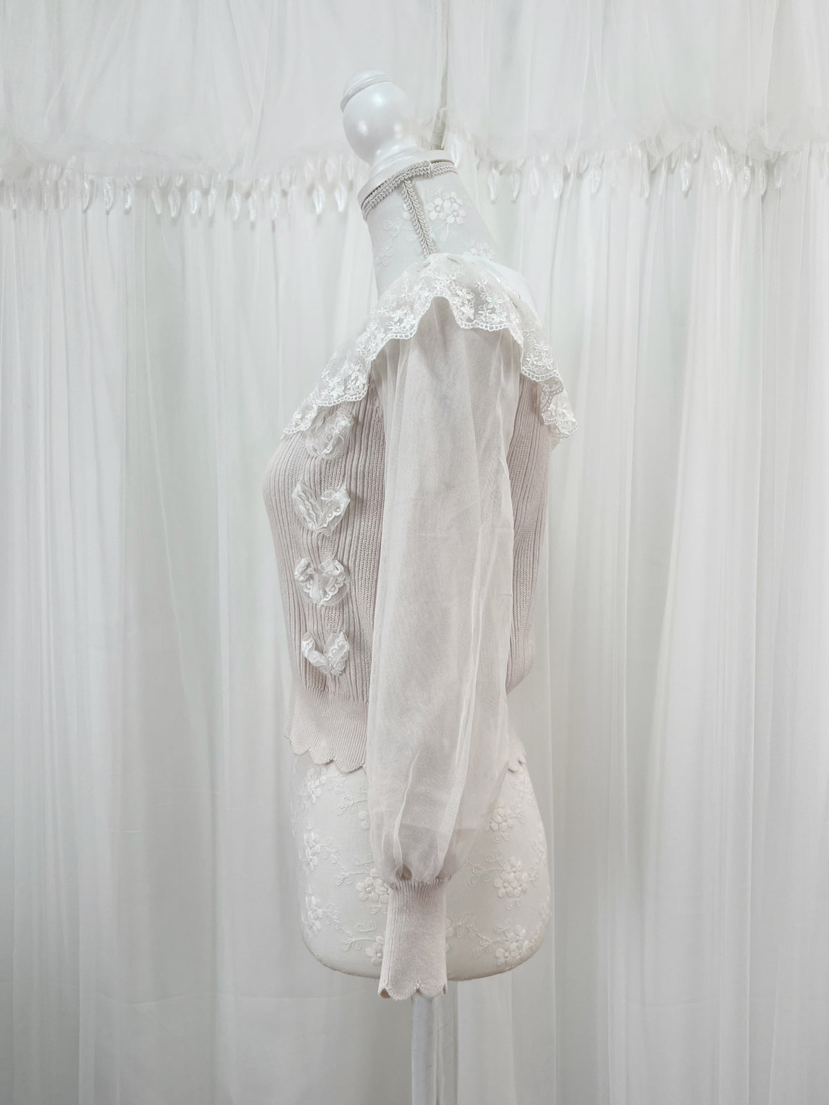 mille fille closet Lacy Collar Knit Top (Powder Pink)