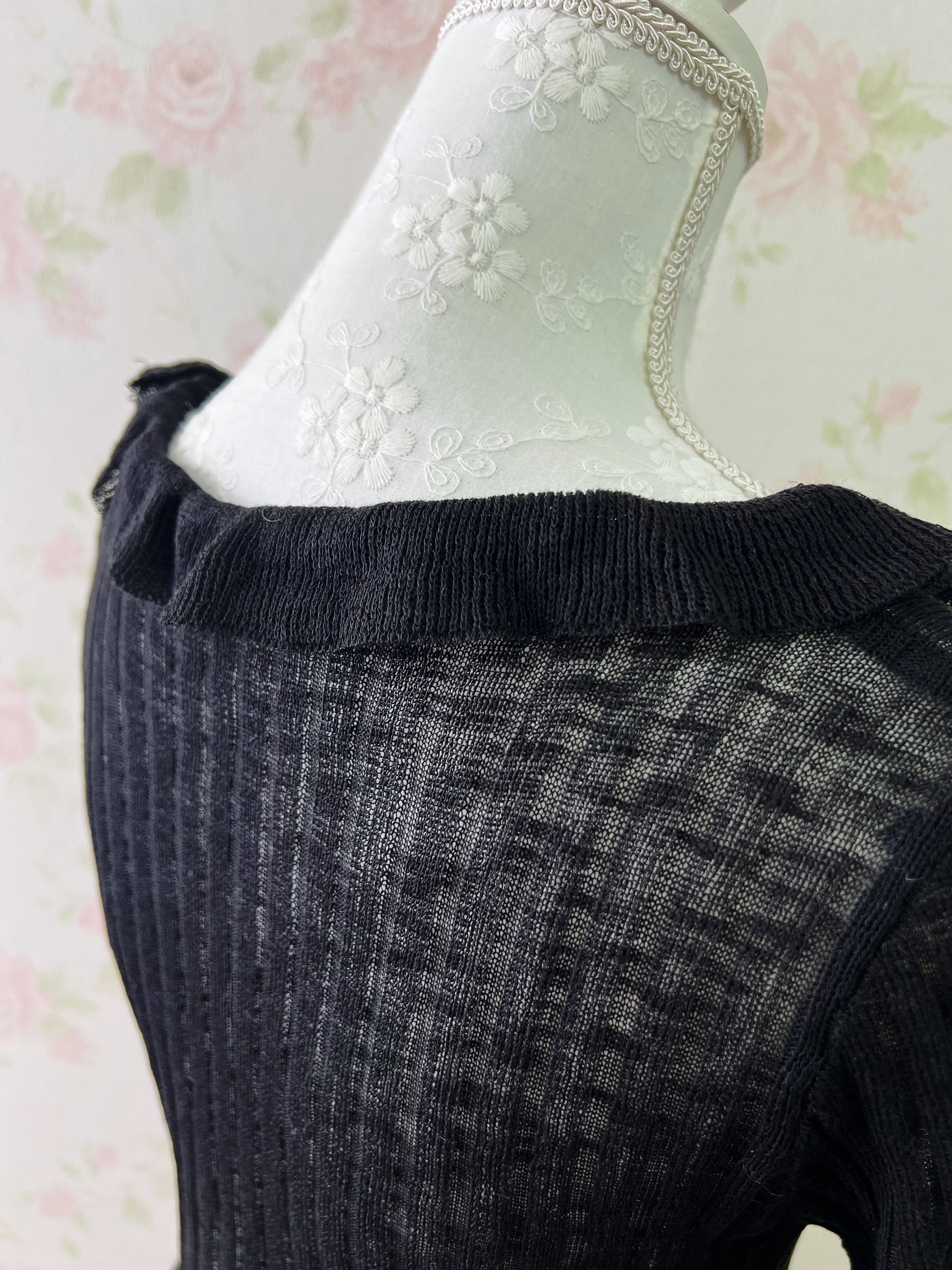 Shoujo Frilled Hem Cardigan (Black)