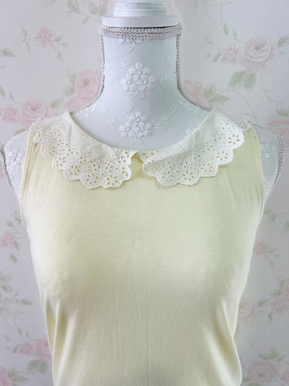 earth music&ecology Lace Collar Tank Top (Baby Yellow)