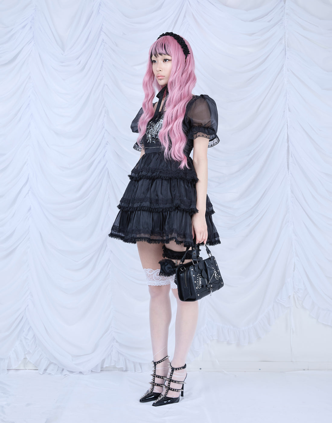 AVENCHUMU Frill choker sheer tiered illustration Dress