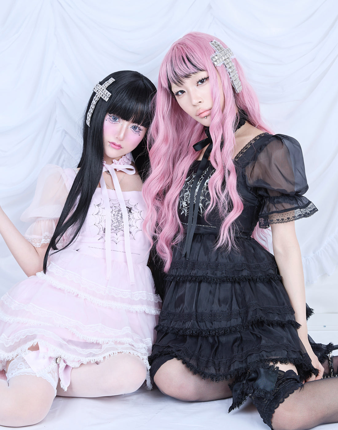 AVENCHUMU Frill choker sheer tiered illustration Dress