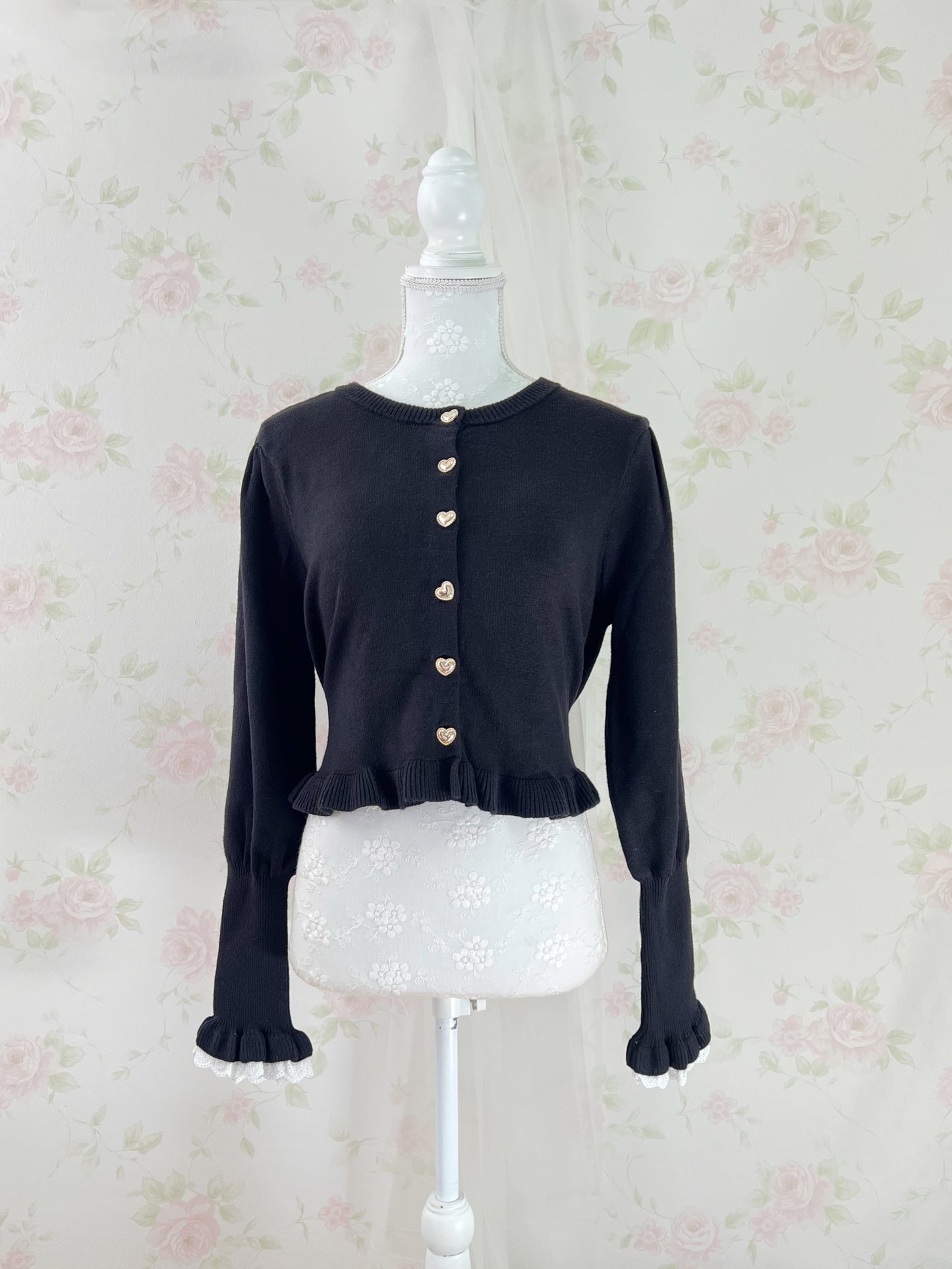 Gold Heart Button Cotton Lace Sleeve Cardigan (Black)