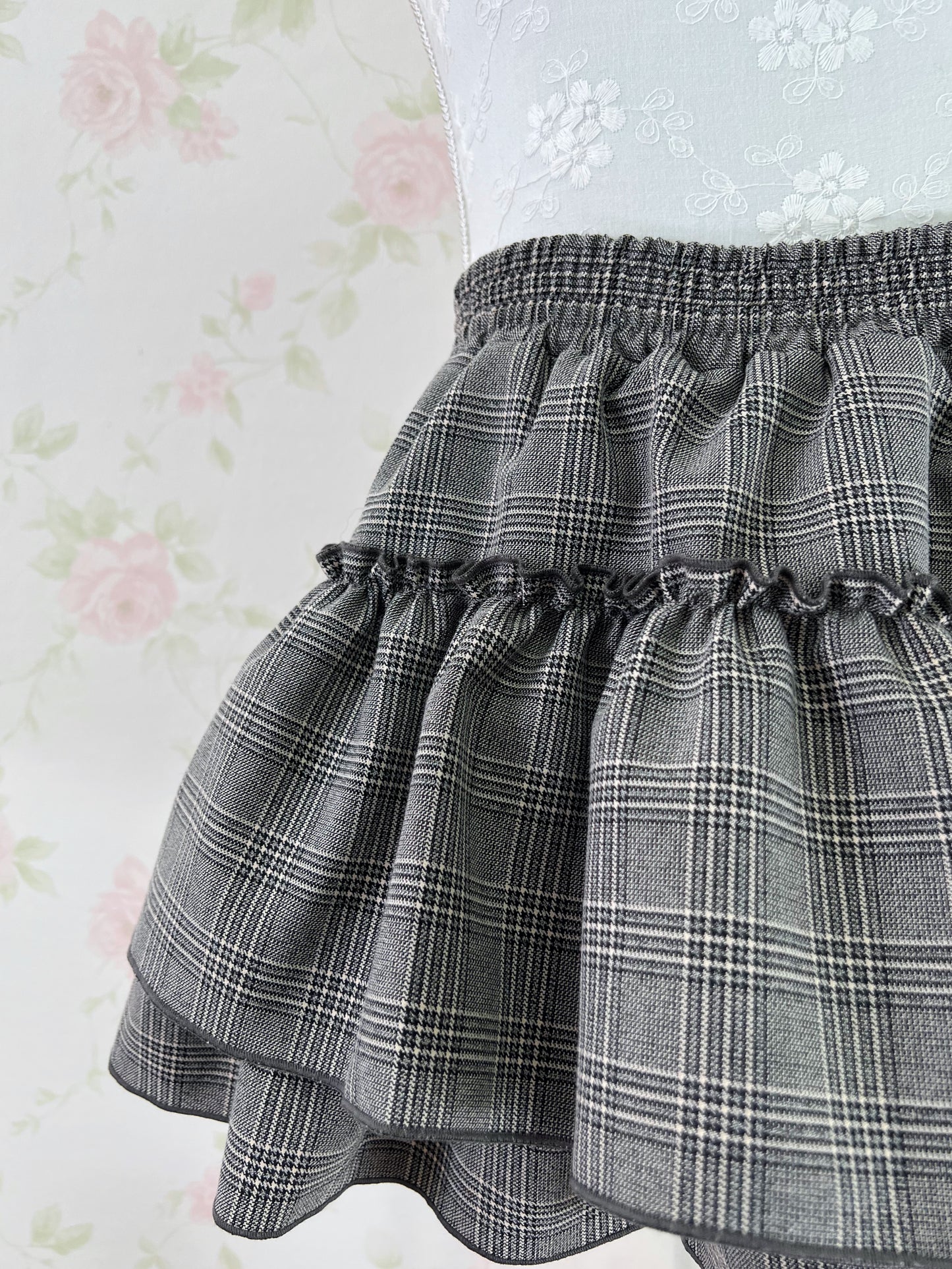 GRL 2 Layered Checked Skirt (Gray)