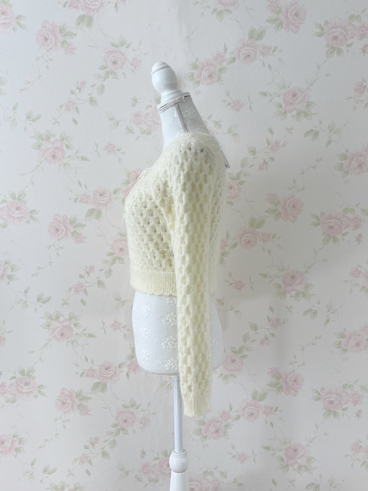 monLily Front Laced Up Sweater (Ivory)