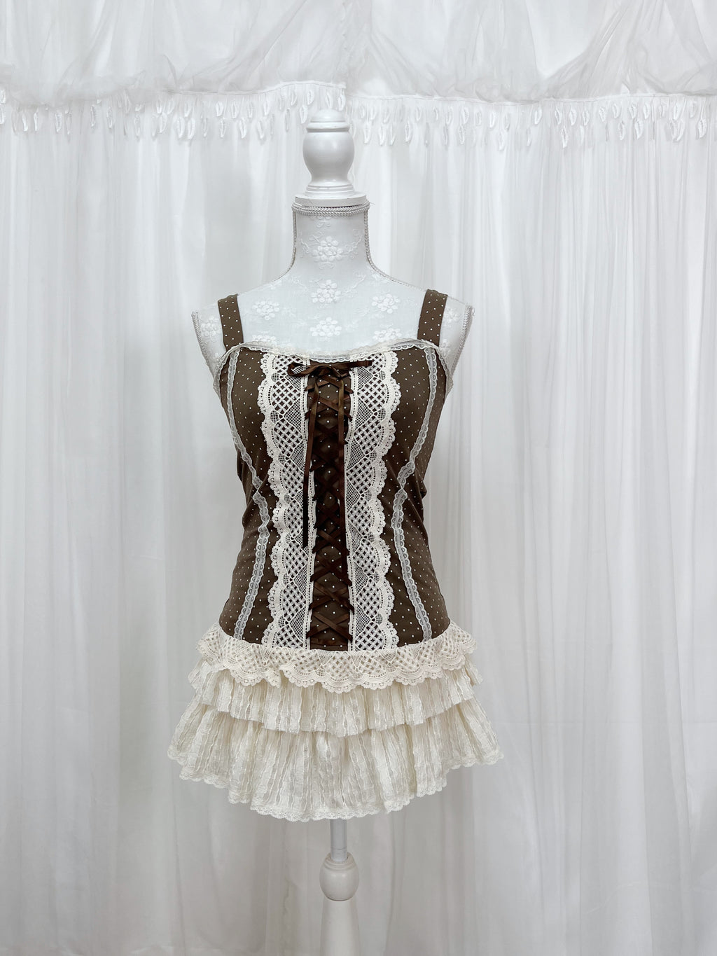 Passion room Lacy Layered Skirt (Ivory)