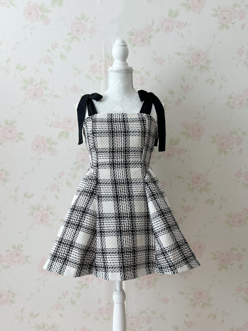 Shoulder Bow Checked A-Line Dress (White)