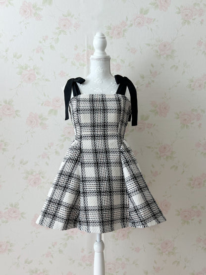 GRL Shoulder Bow Checked A-Line Dress (White)
