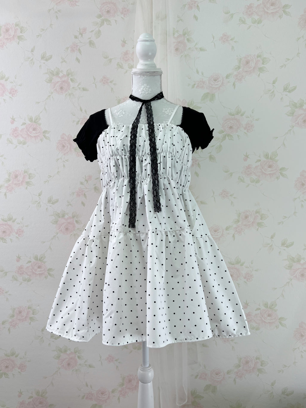 Coca Polka Dot Crispy Fabric Dress