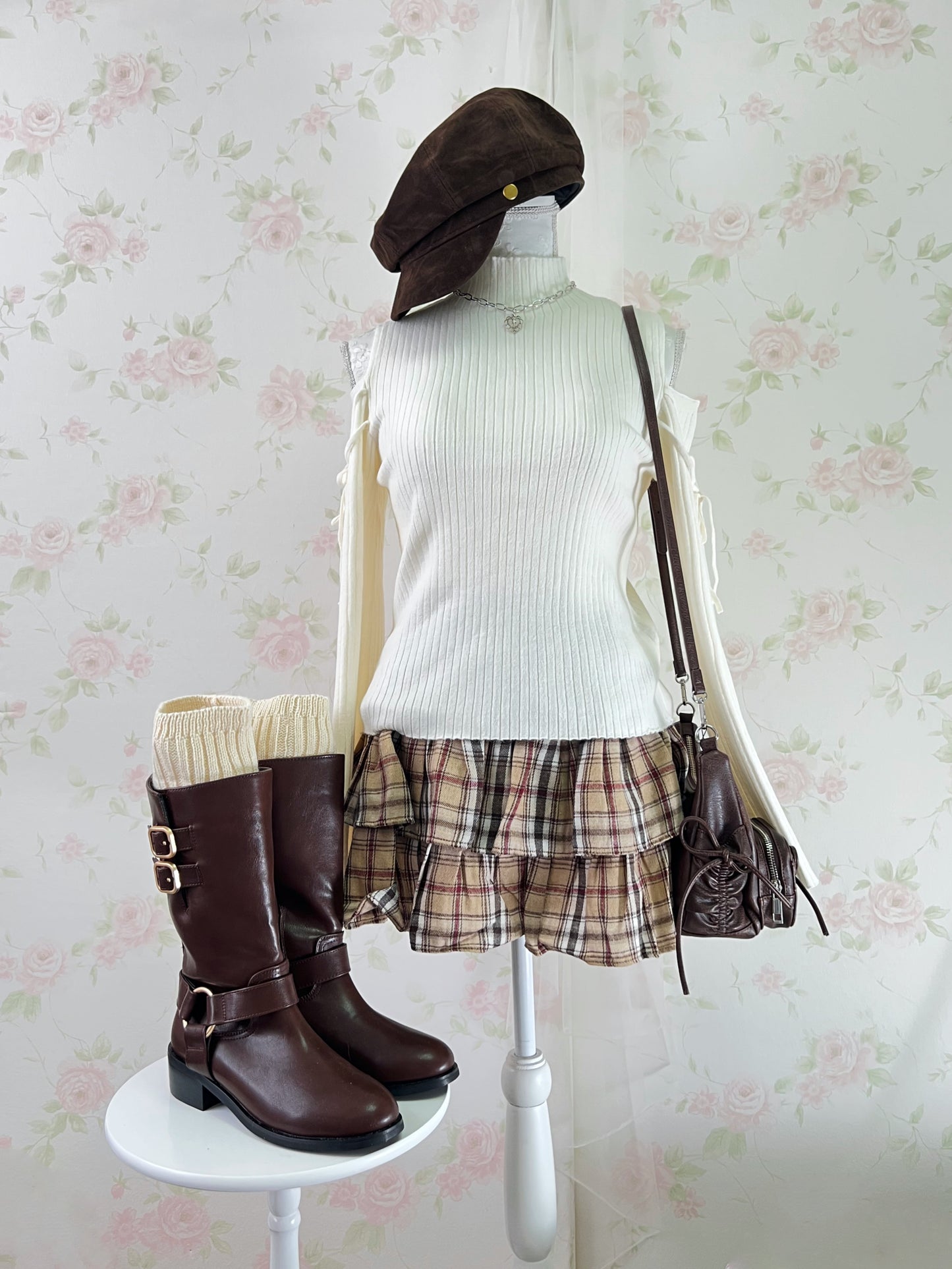 Shoujo Tiered Checked  Skirt (Milk Tea Beige)