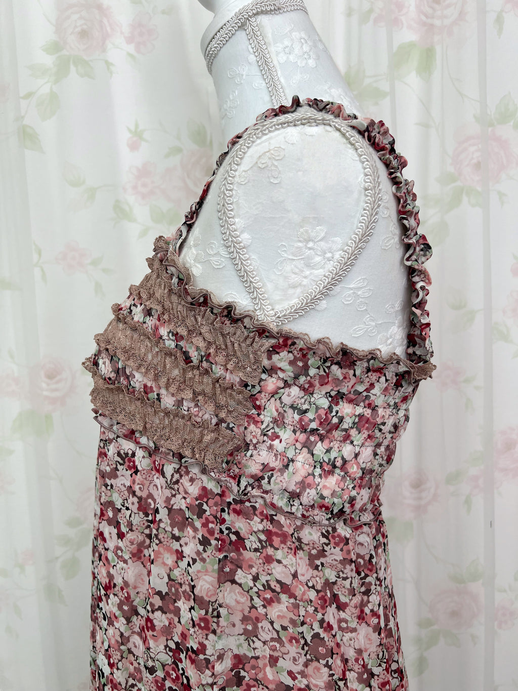 L'EST ROSE Floral Lace Front Shirring Strap Dress