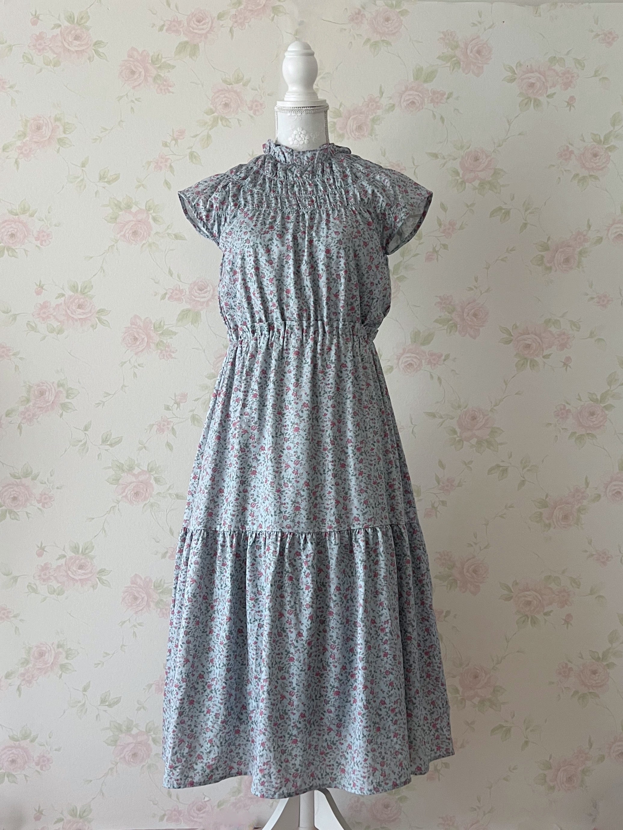 axes femme Petite Floral Long Dress (Blue)