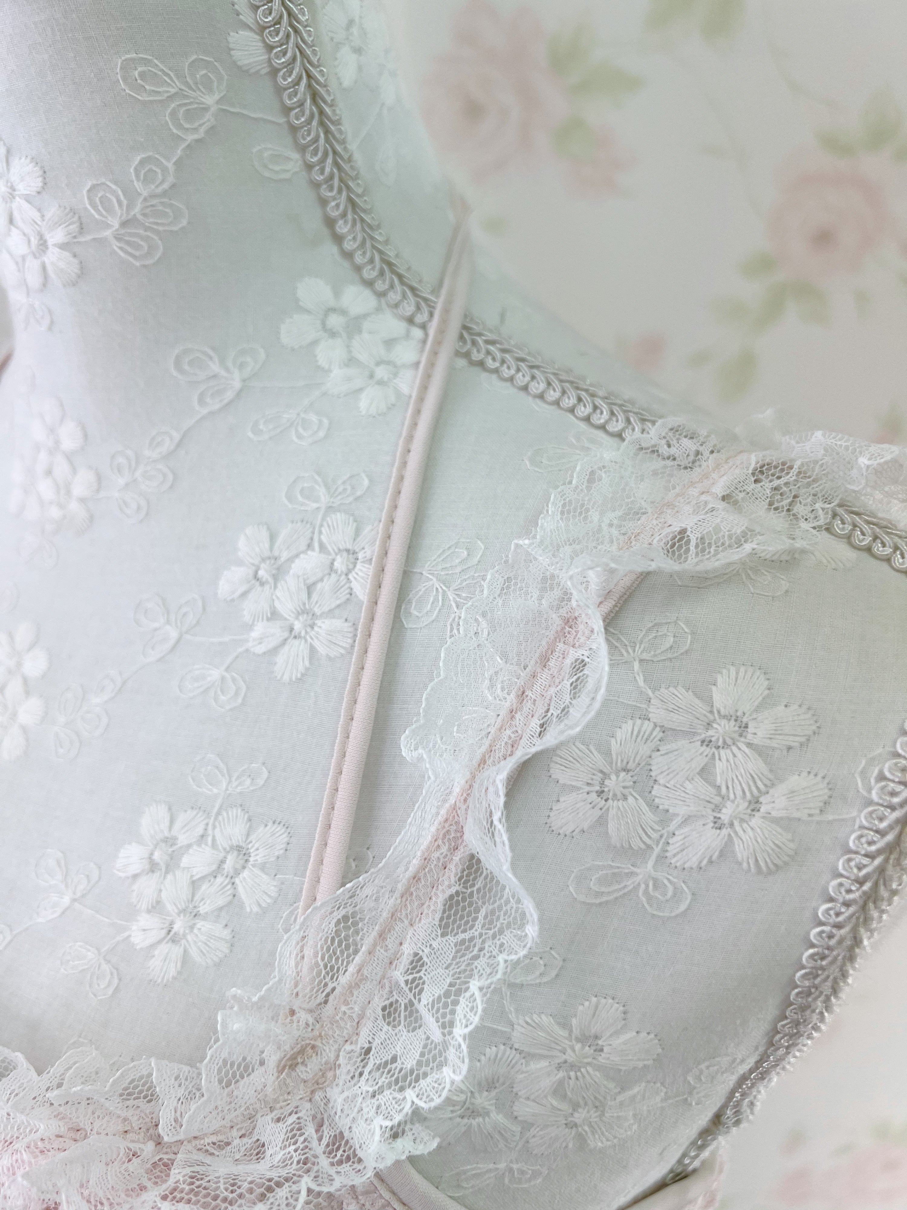 Lacy Halter Neck Camisole (Pink)