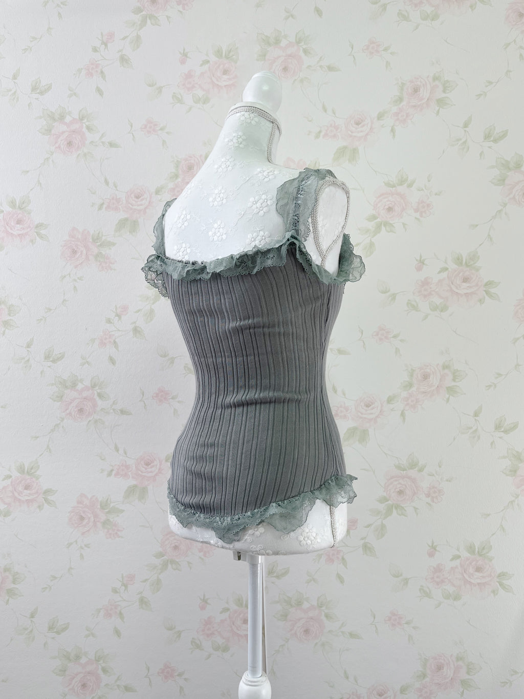 Lacy Ribbed Button Up Tank Top(Gray)
