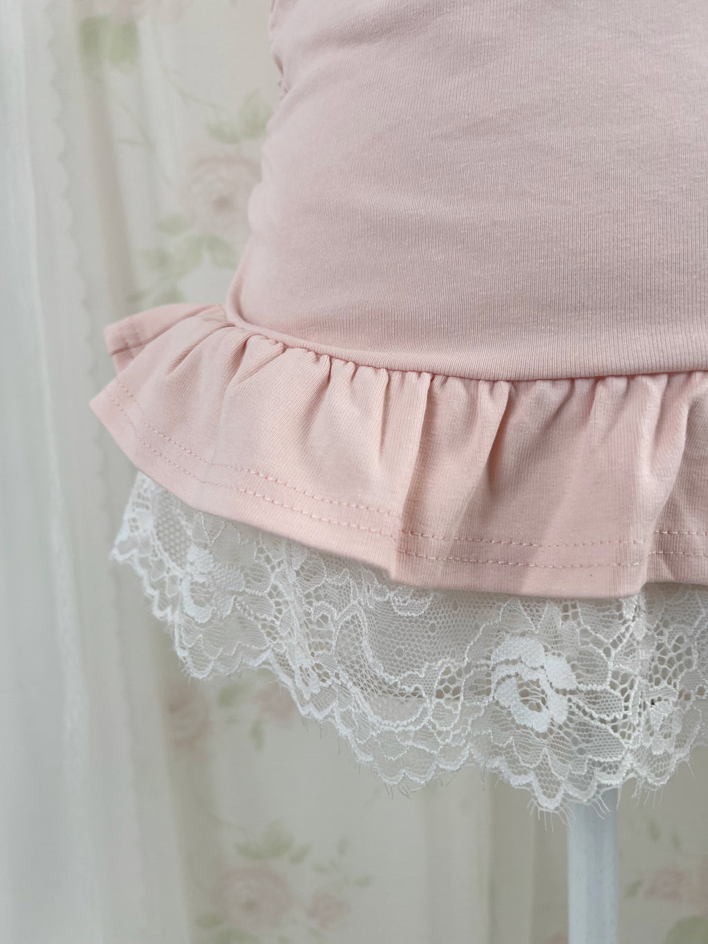 Frilled Lace Hem T-Shirt (Pink)