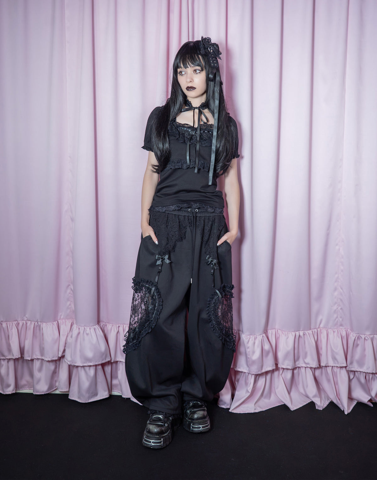AVENCHUMU Lace hearts garter sweat pants