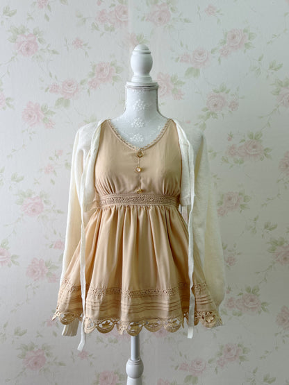 LIZ LISA Penderie Ruffled Sleeve Tunic Top