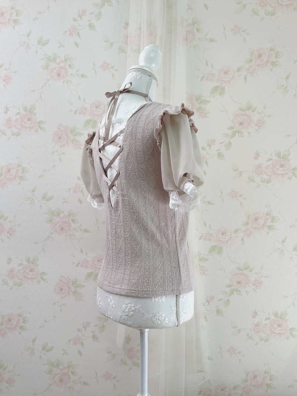 NOEMIE Halter Neck Laced Up Back Top (Grayish Pink)