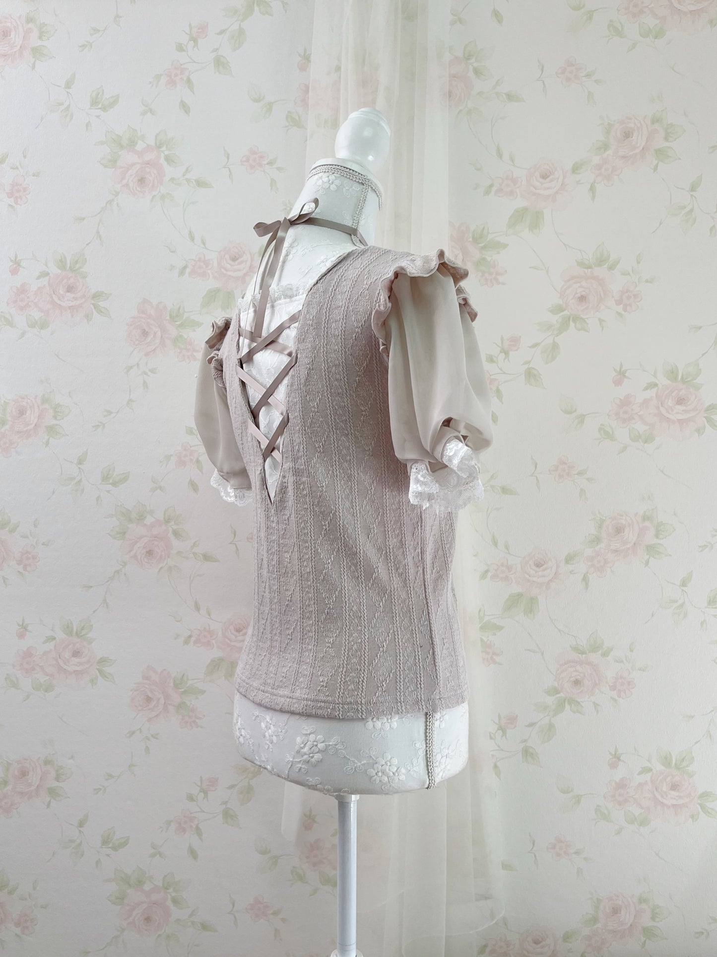 NOEMIE Halter Neck Laced Up Back Top (Grayish Pink)