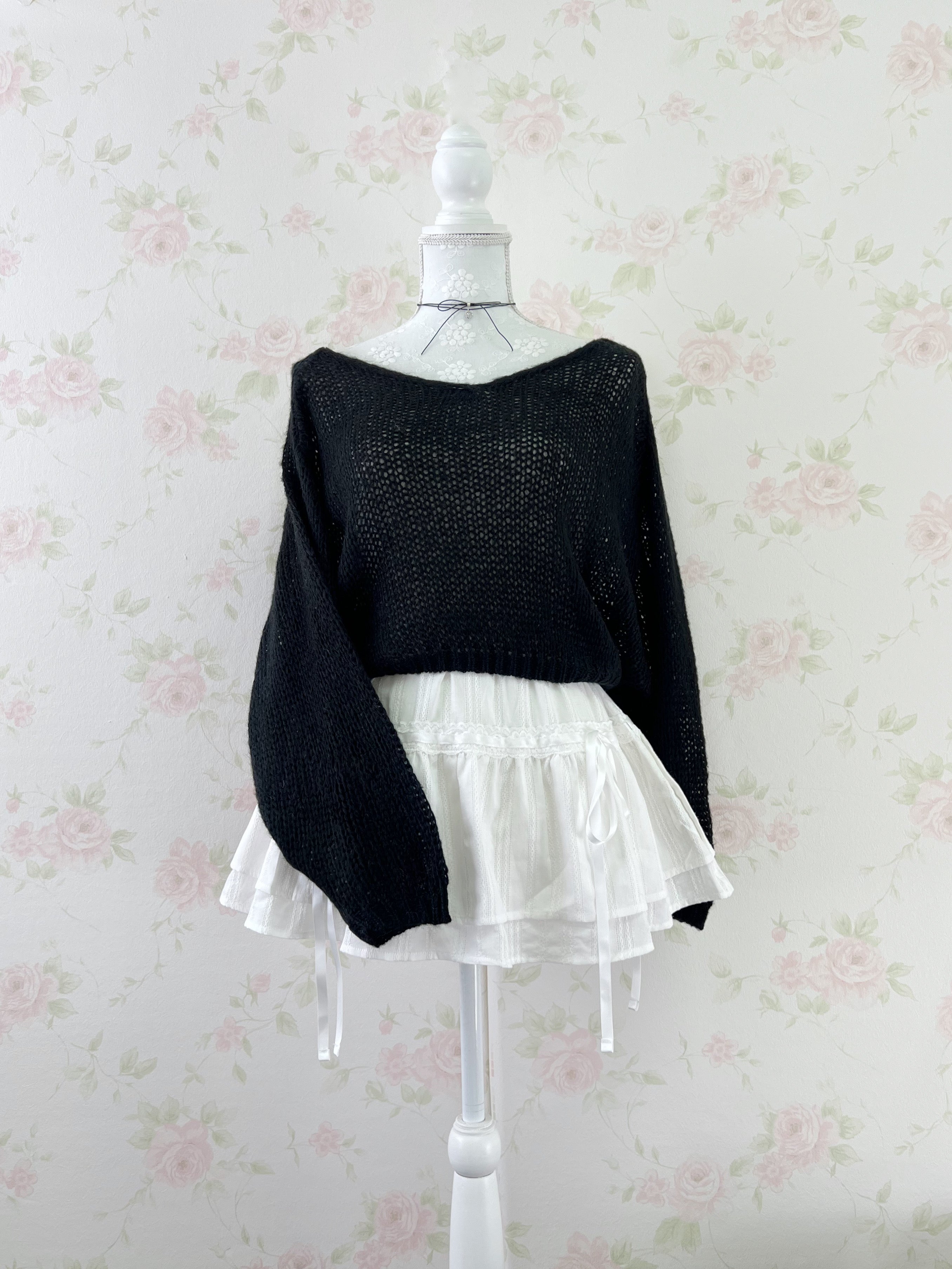 Soft Loose Gyaru Sweater (Black)