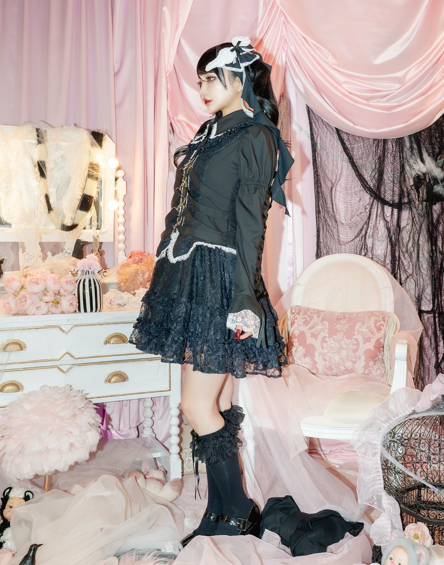 AVENCHUMU magical girl bone one-piece