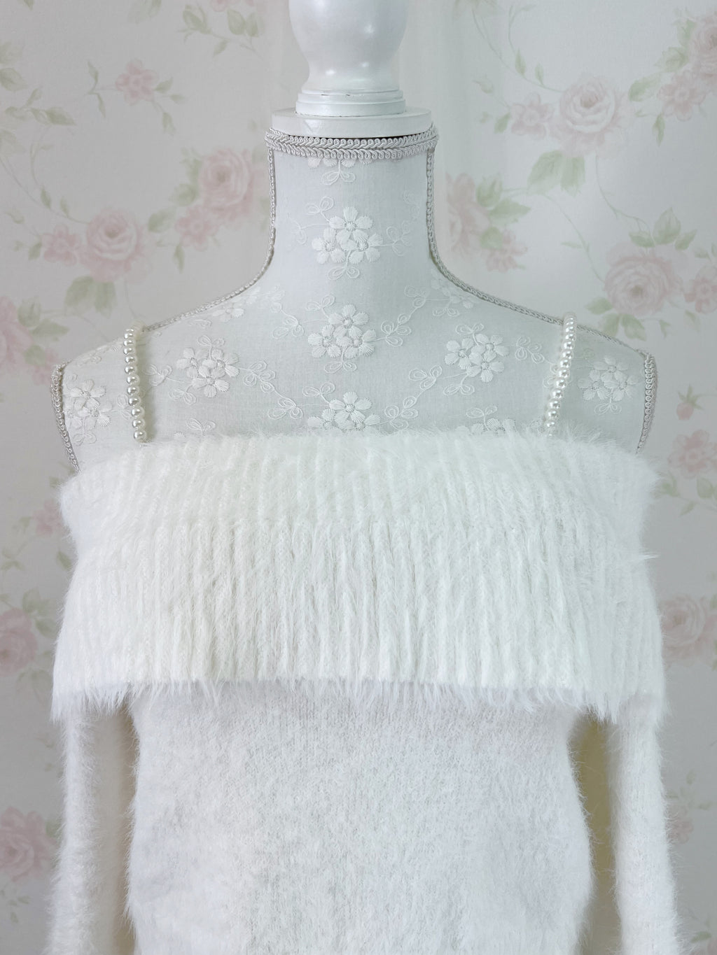 Pearl Strap Off Soulder Sweater (White)