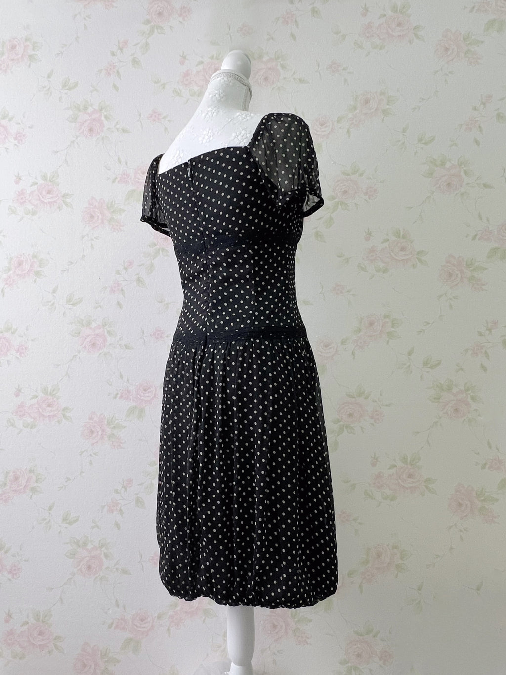 IMAGE Dot Balloon Hem Dress